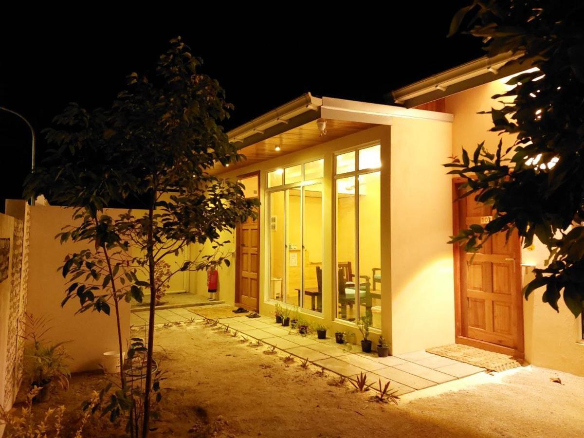 Ayira Maldives Hotel Feridhoo Exterior foto